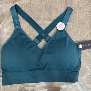 Danskin women’s sports bra size 1x NWT